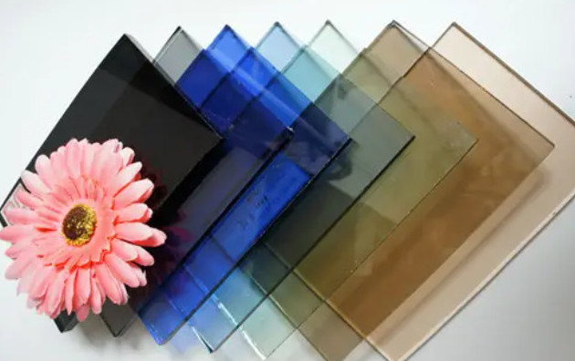 Прямая поставка китайской фабрики окрашенного стекла для декорации дверей/окон