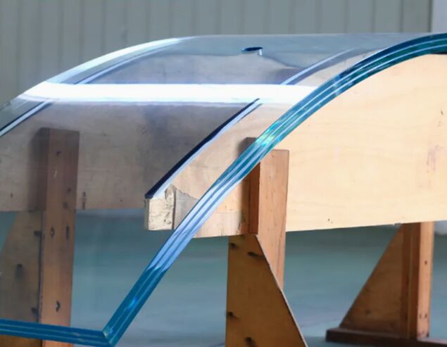 Высококачественное стекло Jumbo большого размера PVB Sgp плоское/многослойное гнутое ламинированное закаленное изоляционное стекло с сертификатами CE/CSI/SGCC